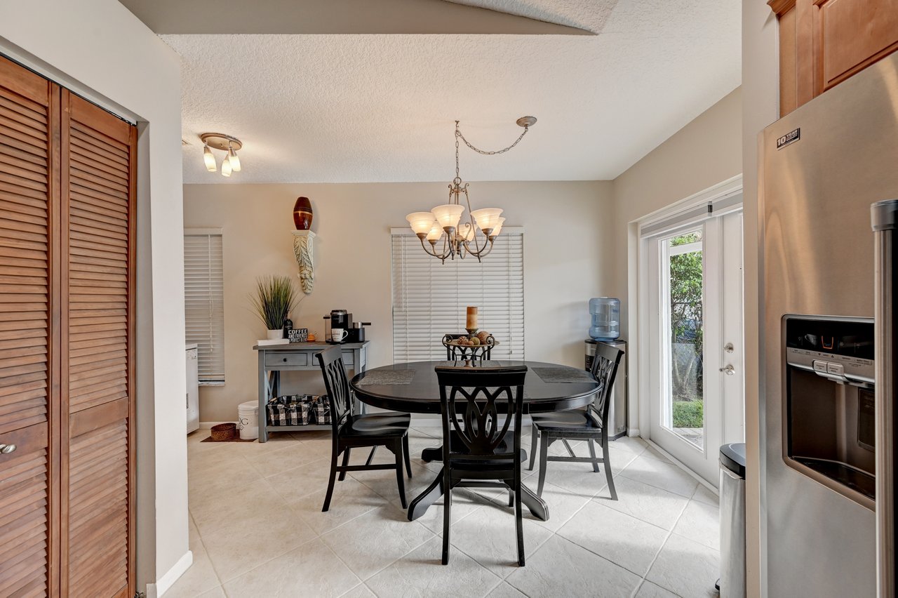 5157 NW 47th Ave