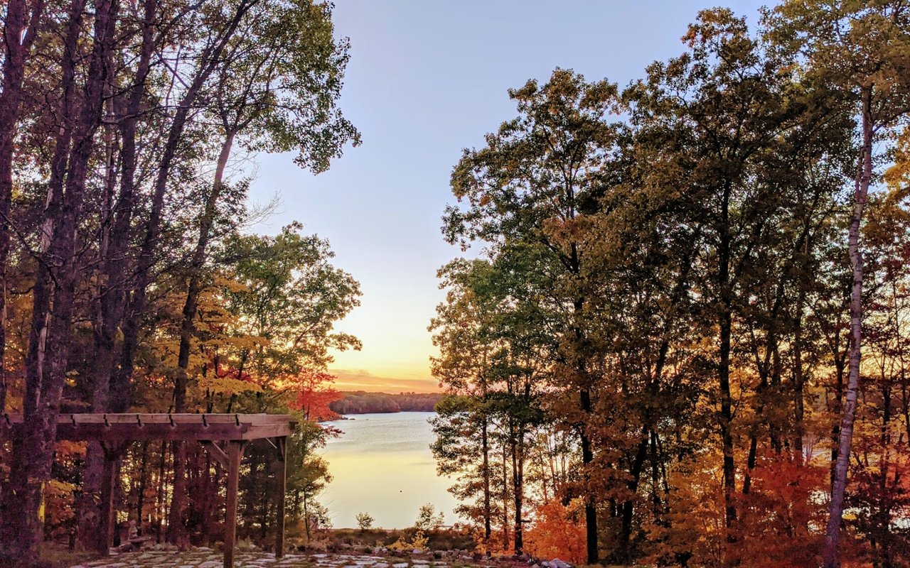 How to Make a Winning Offer in a Competitive Market in Traverse City