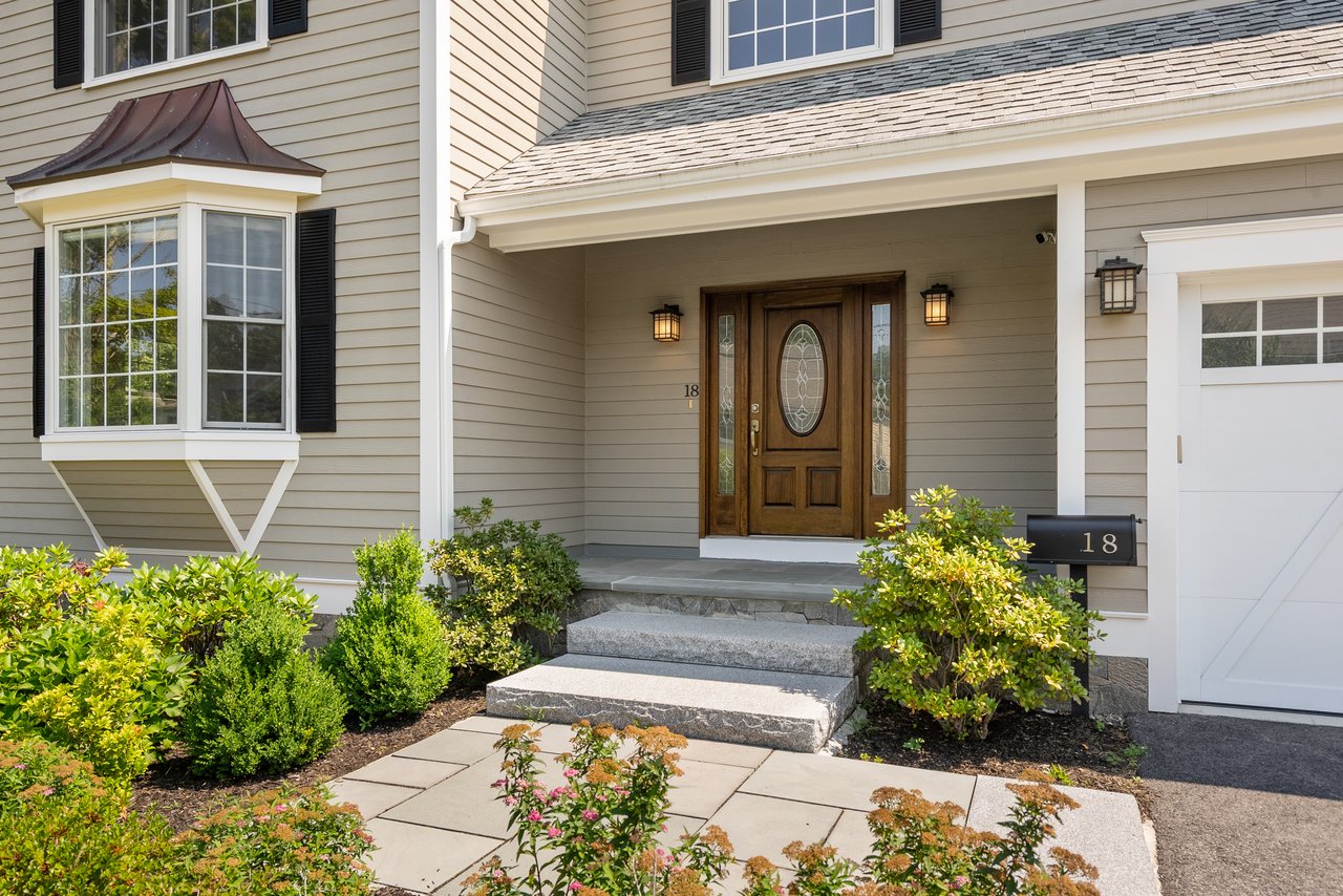 18 Patton Rd, Wellesley