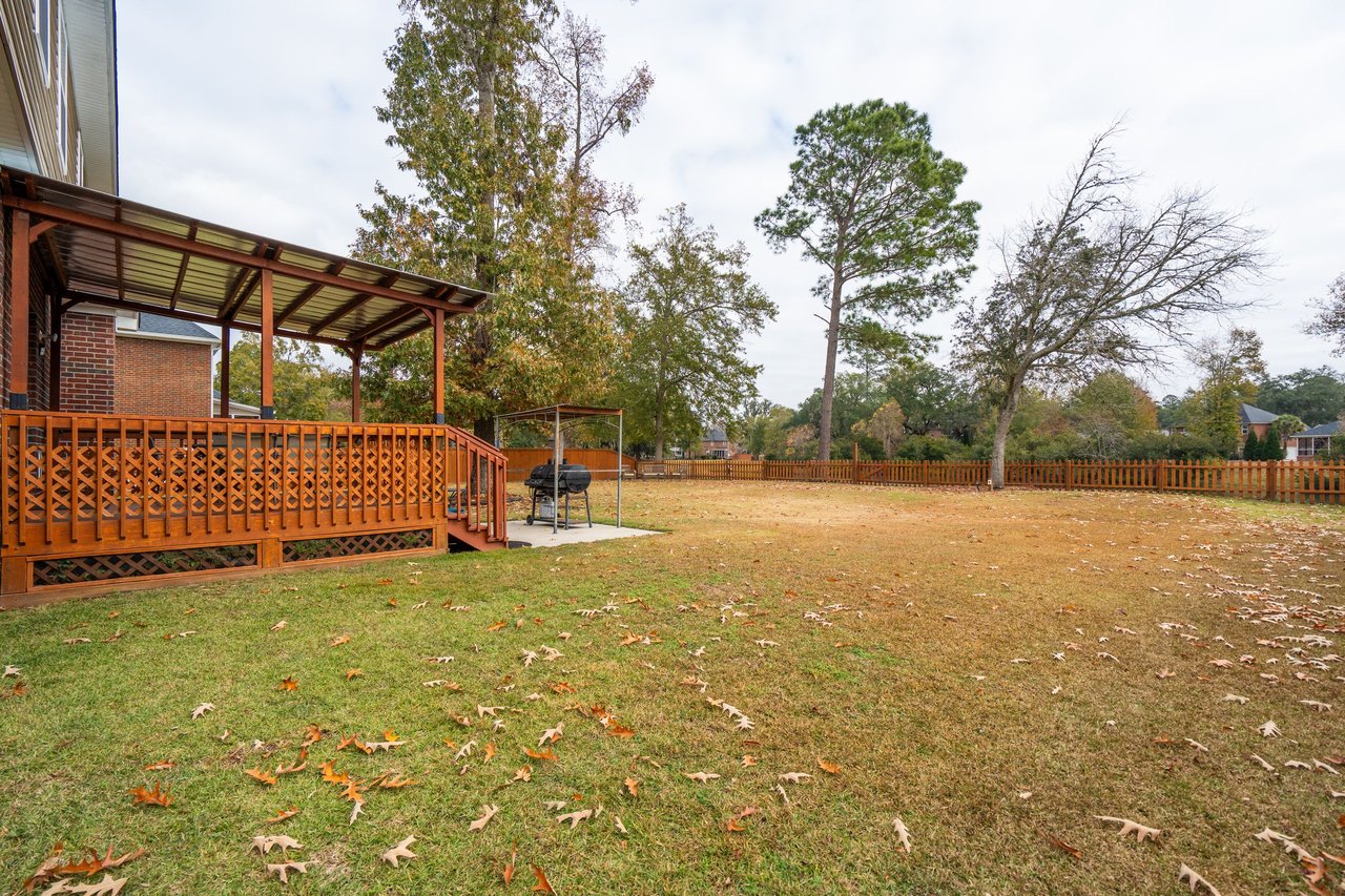 5516 Crescent View Dr