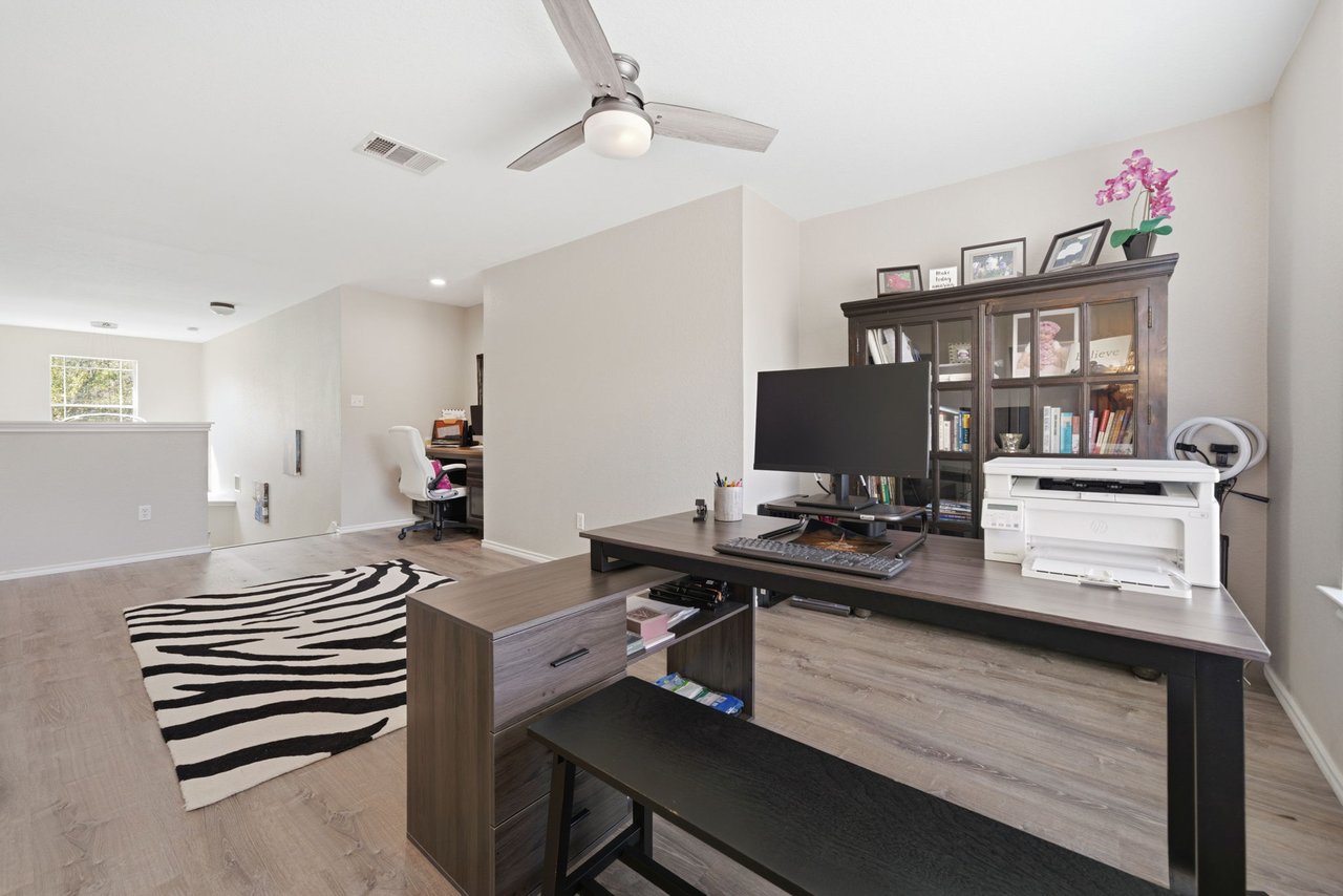 Elegantly Updated Lakeway Retreat w/ New Roof