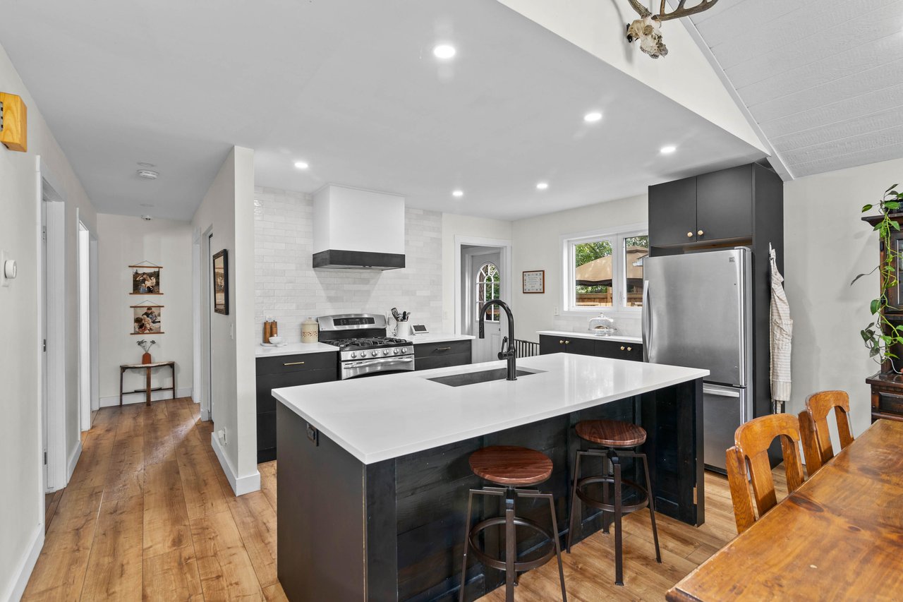 104 Thorson Crescent