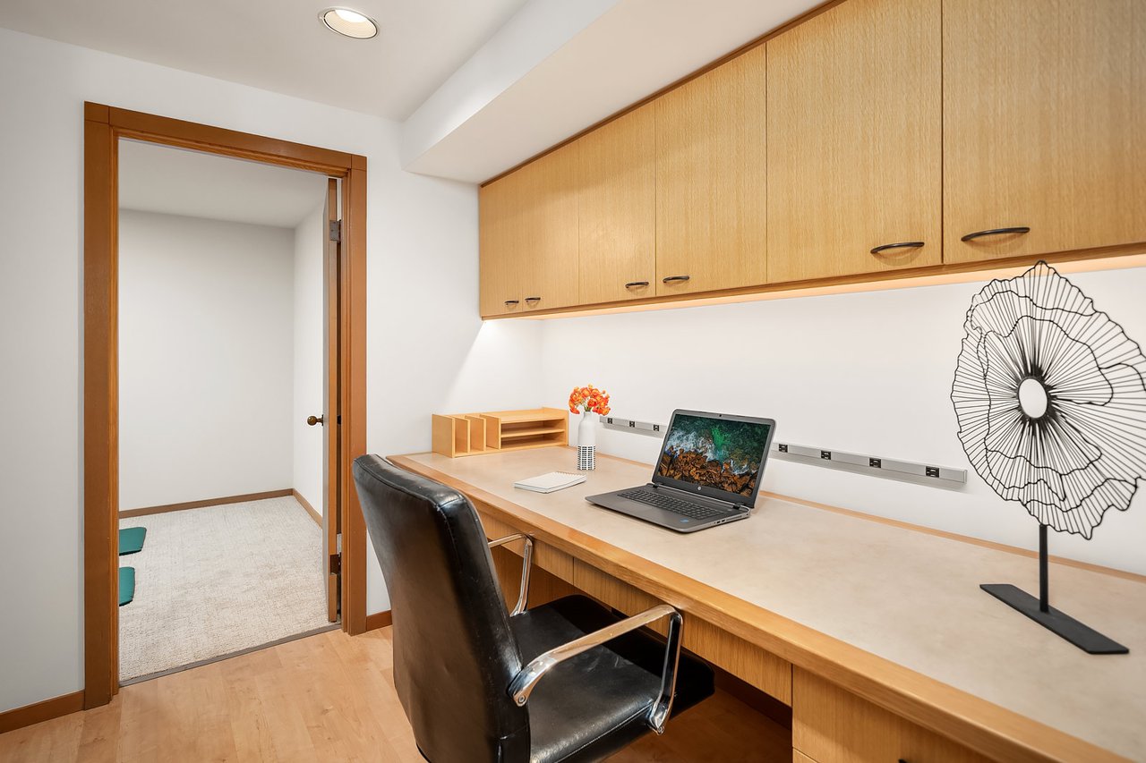 10245 Marine View Drive SW