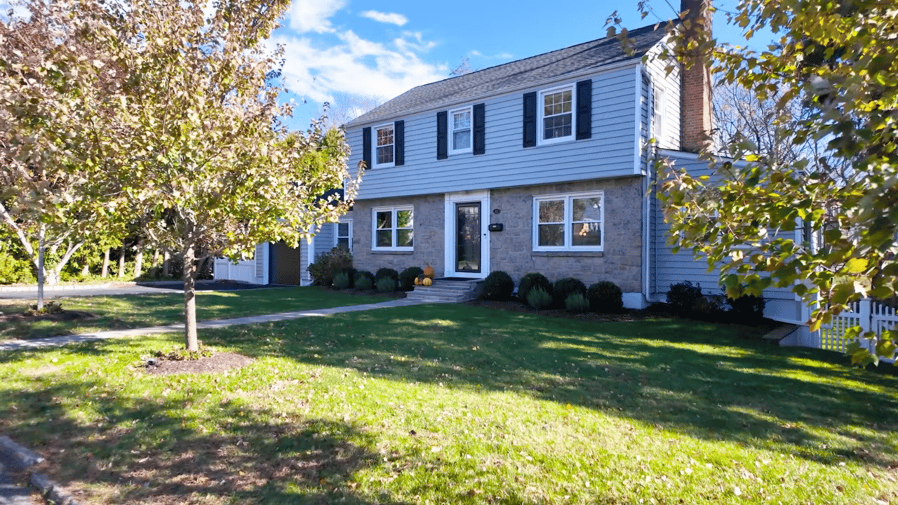 $1,150,000 Home for sale at 112 Clarence Road, Scarsdale, NY 10583 - North of NYC