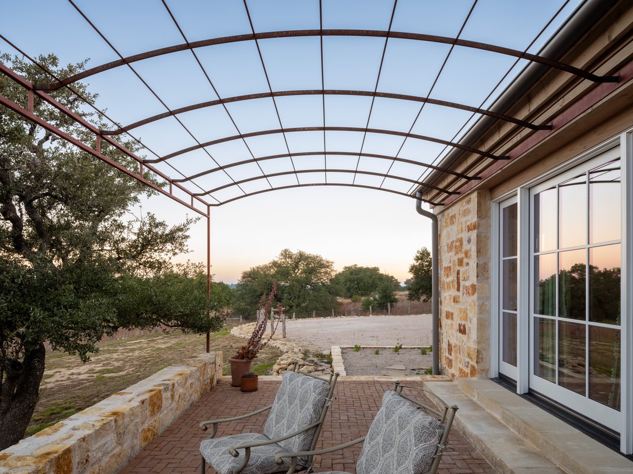 1934 N Walnut Springs Rd