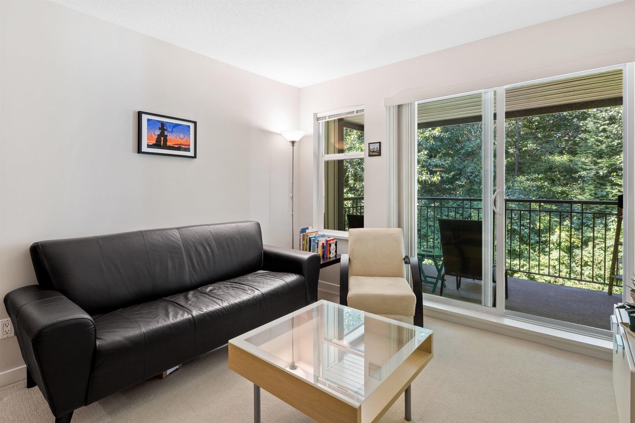 403-4833 Brentwood Dr