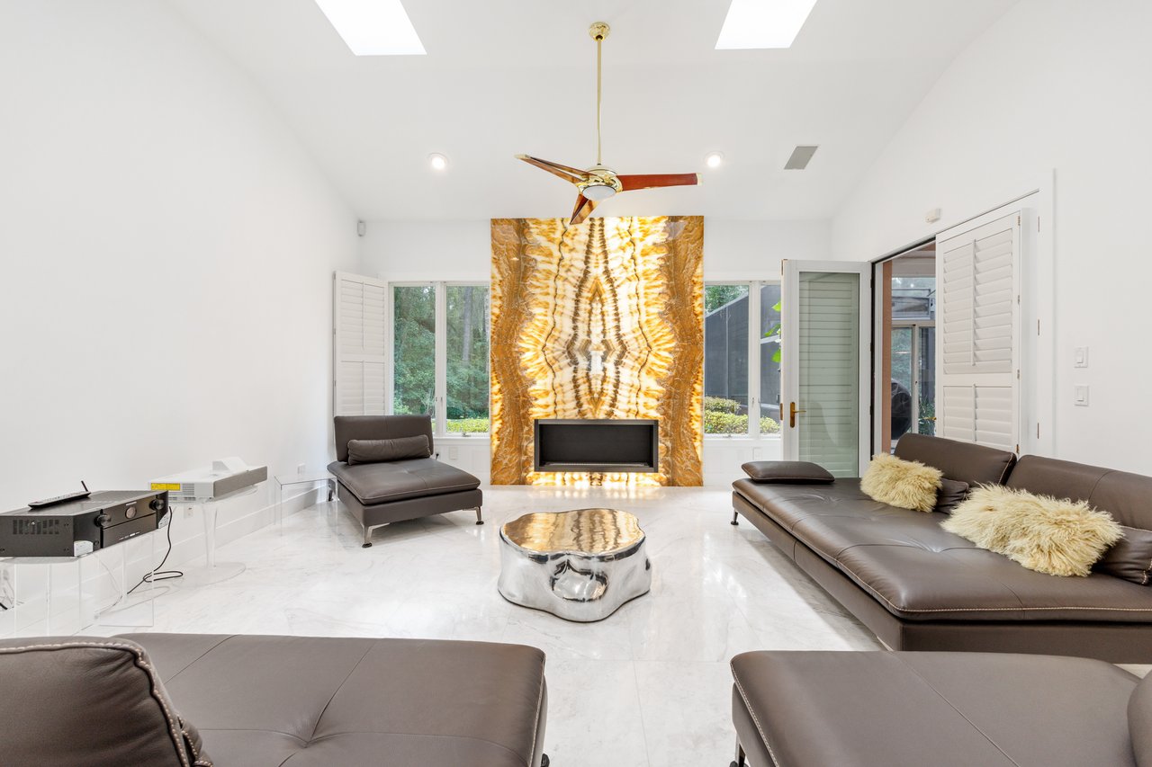 6709 SW 17th Terrace Rd