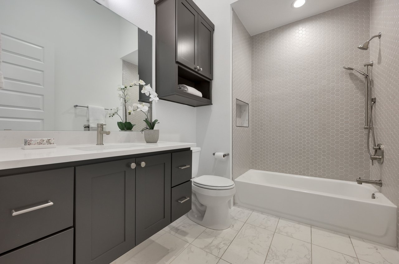 4011 Independent WAY