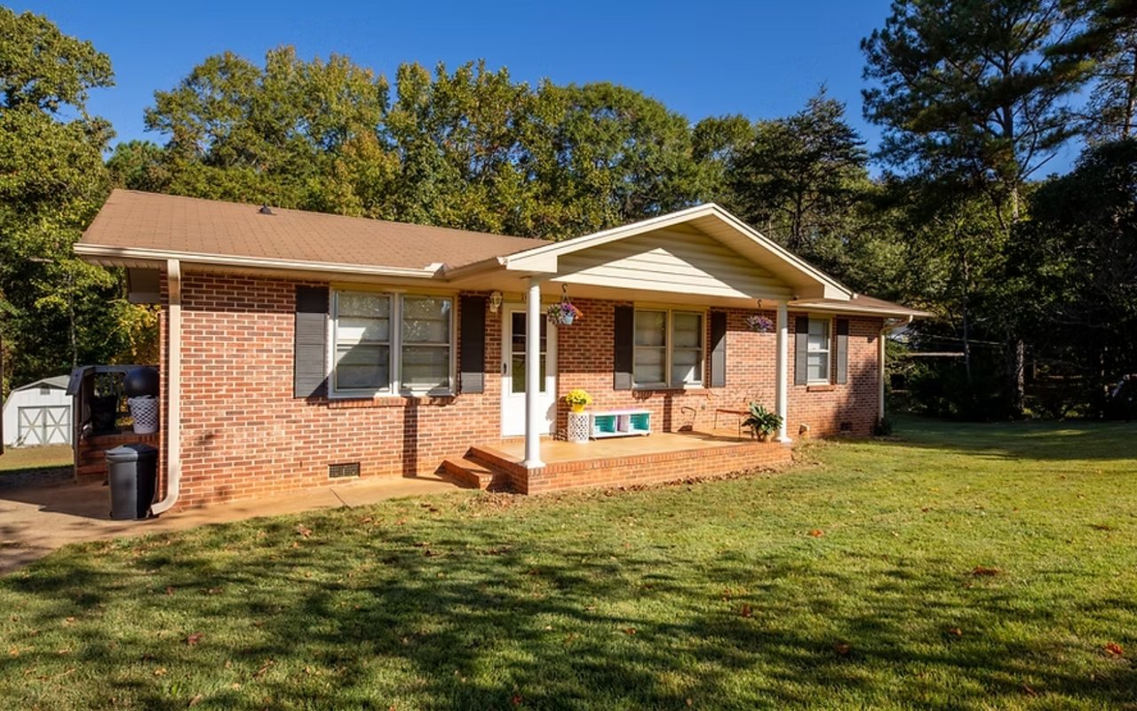 Sold! Great Starter Home or Rental Property - 1030 Pearl Harbor Way