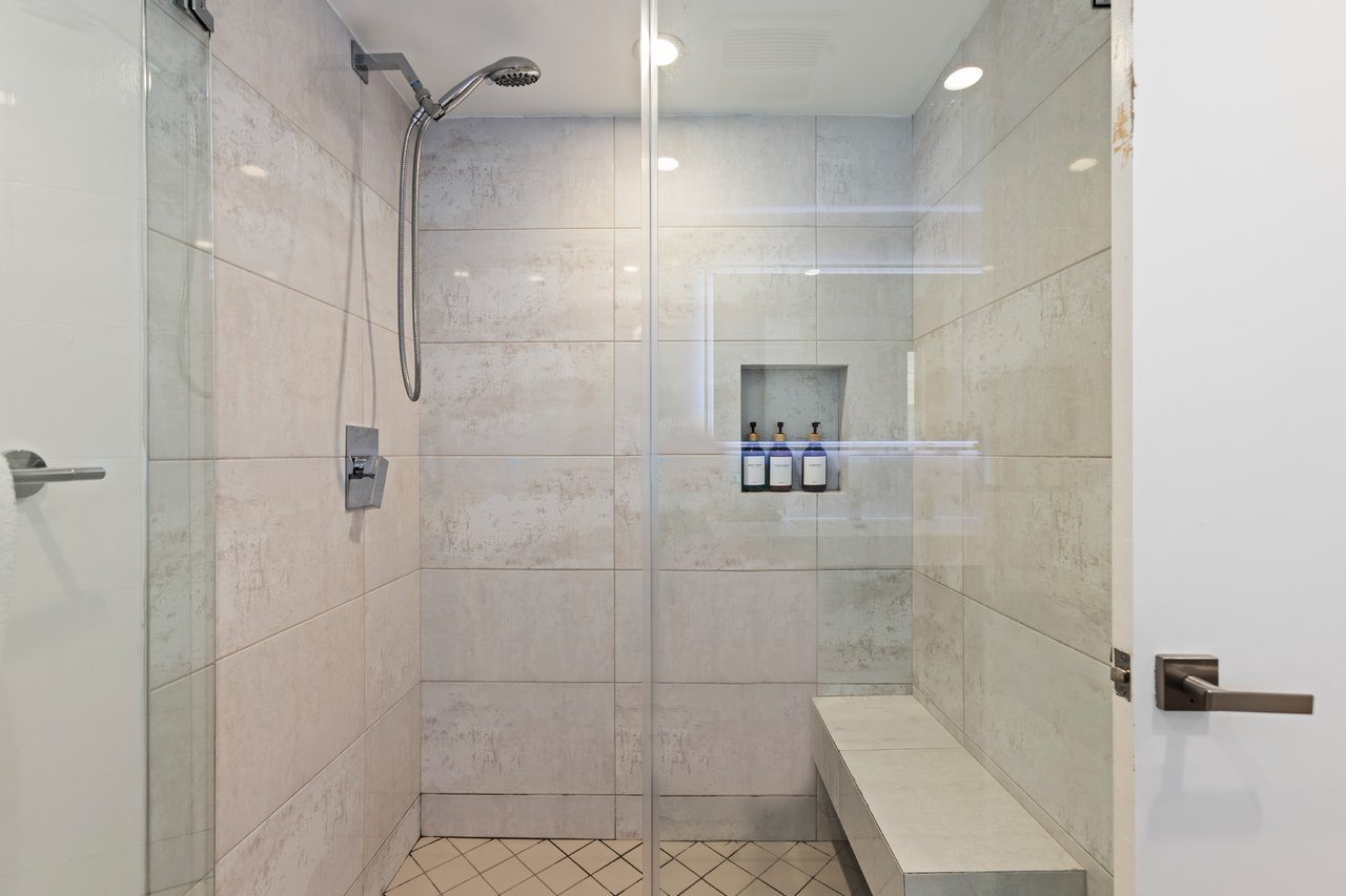 3B/3.5B Designer Home located in Prime Location