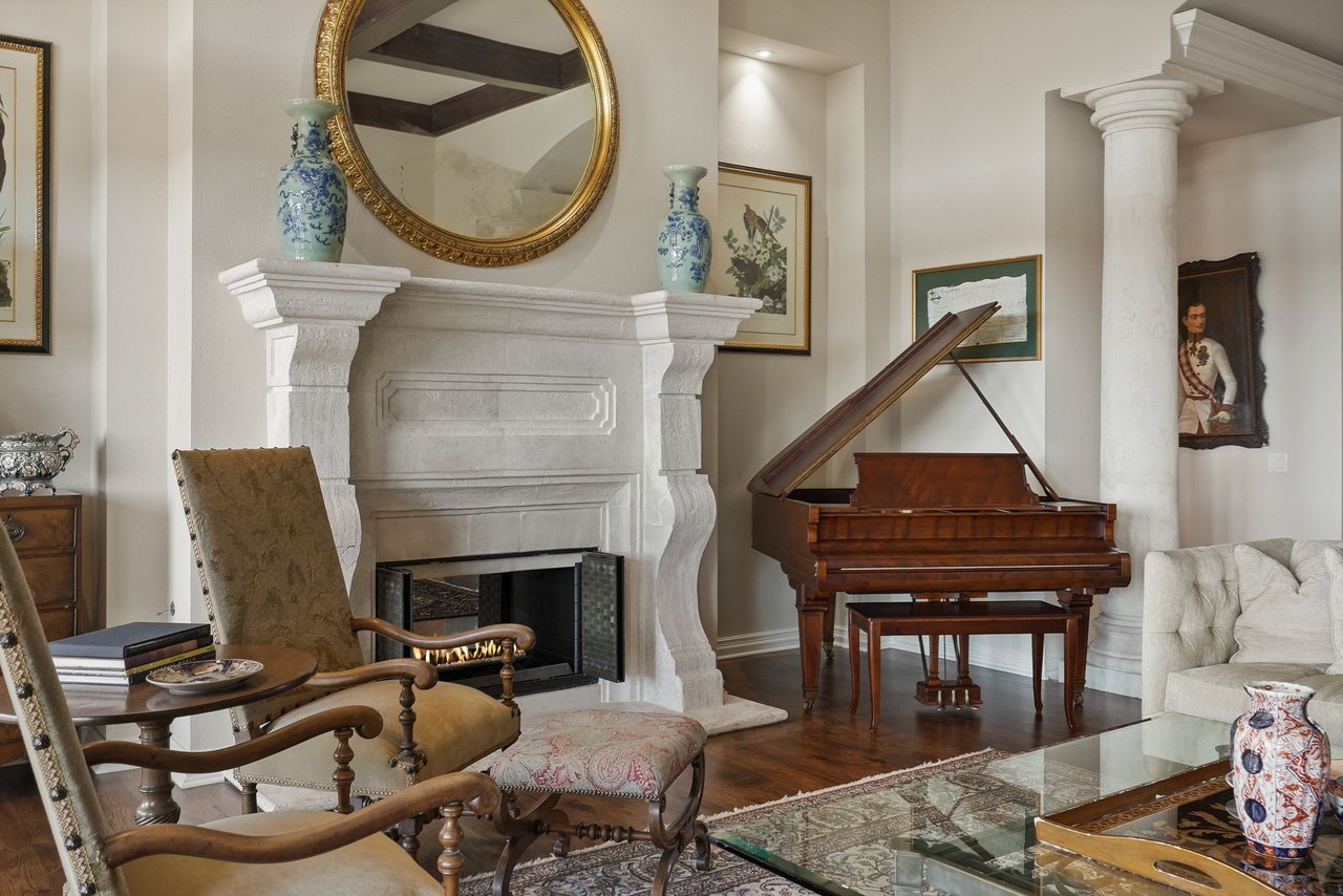 3800 Hunterwood Point