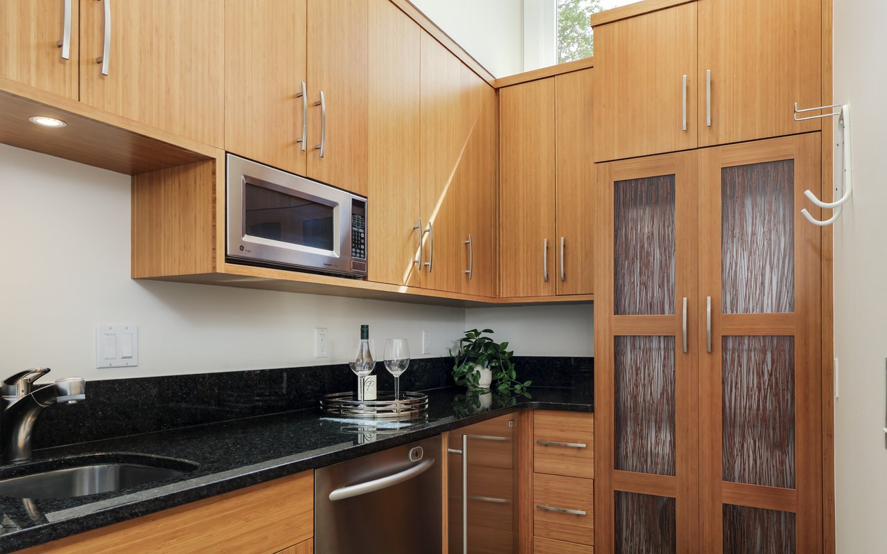 900 6th Street