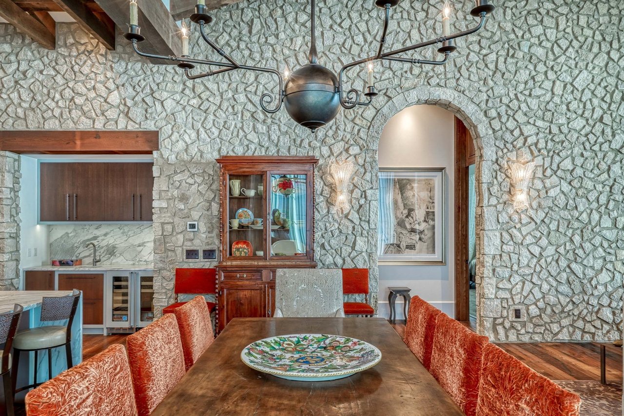 68 Paradise By The Sea Boulevard