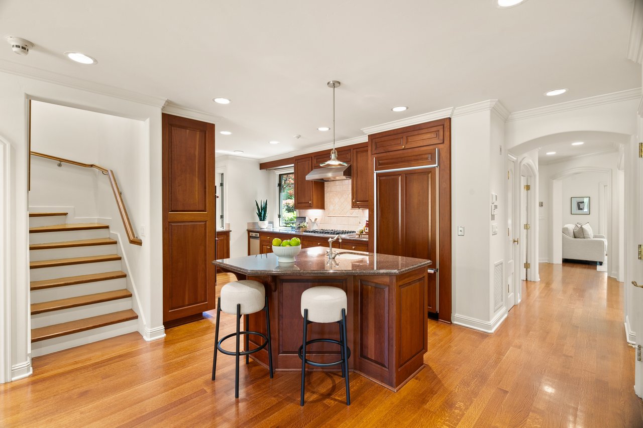 14471 Springer Avenue, Saratoga