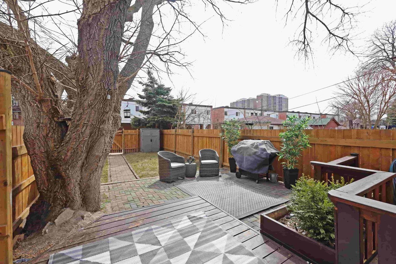 CHARMING DETACHED HOME
