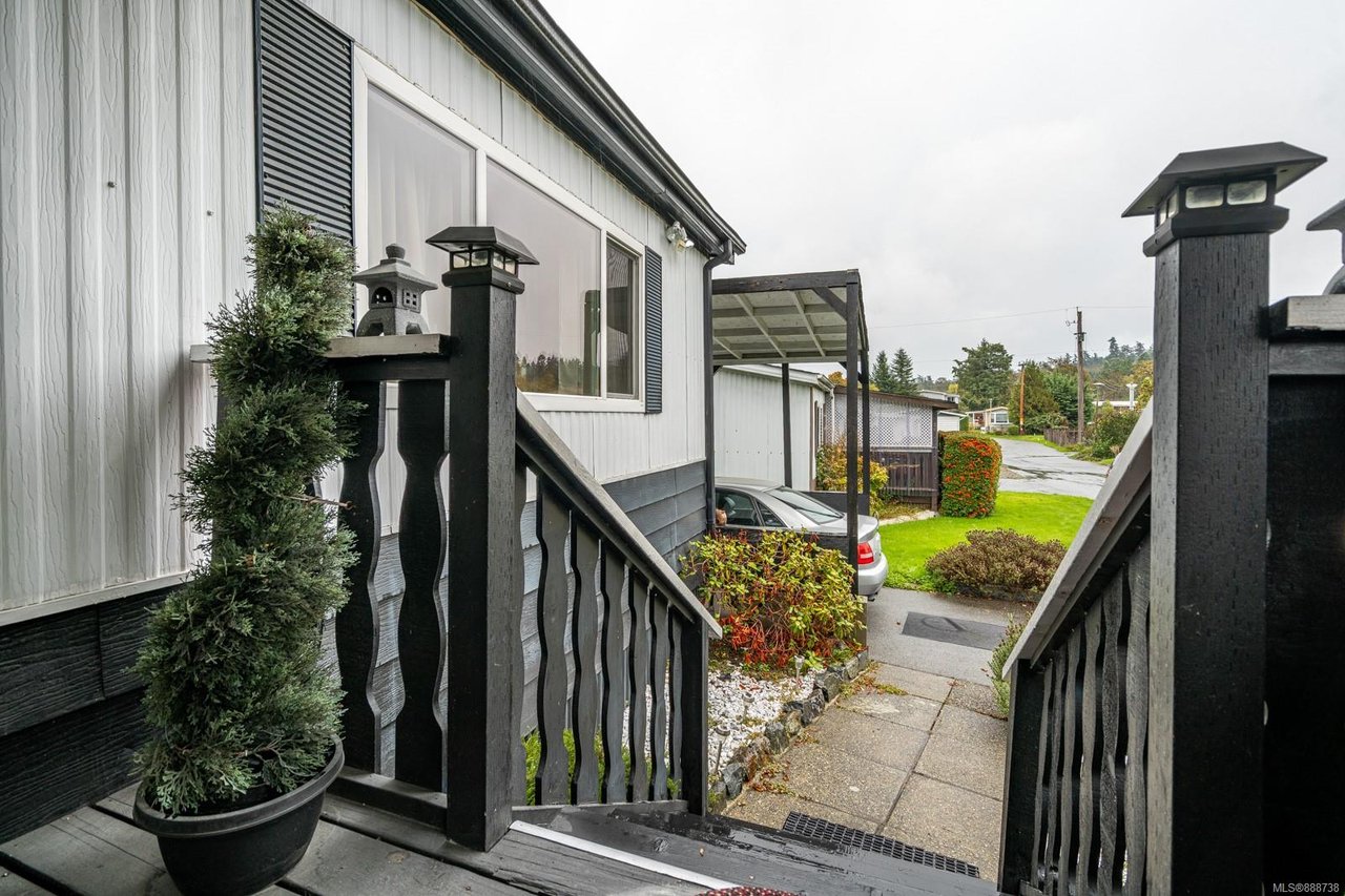 51-1498 Admirals Rd, View Royal