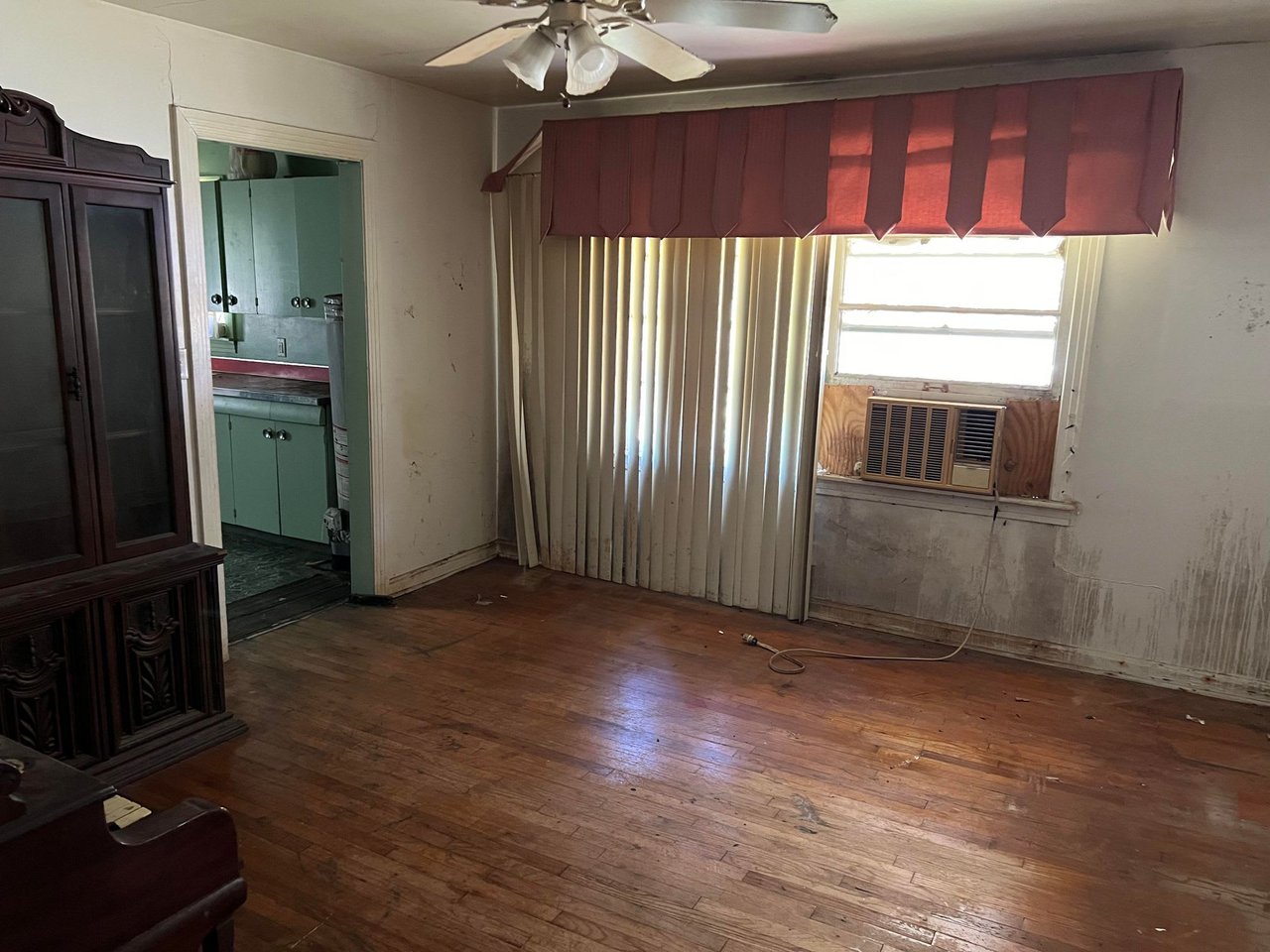 1024 South 12th Street, Gadsden, AL 35901