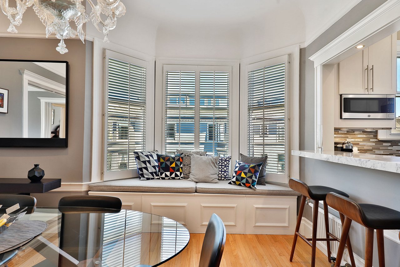 Stunning Top Floor Edwardian Style Condo