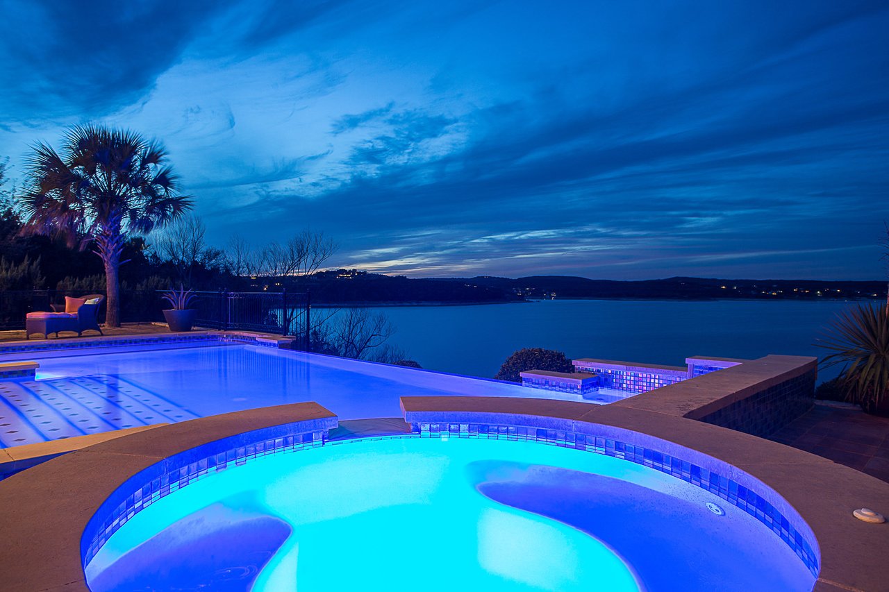 39 Water Front Ave