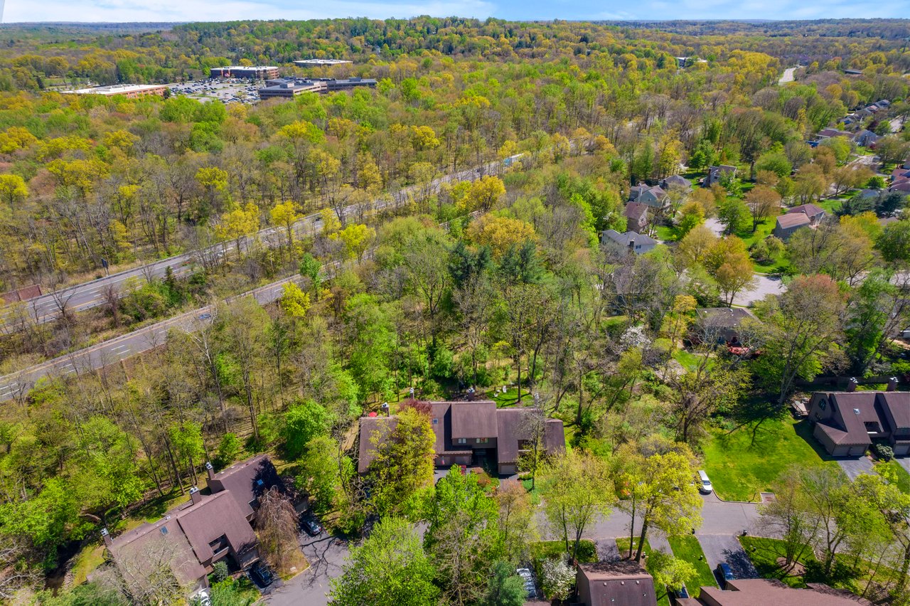 27 Windmill Dr