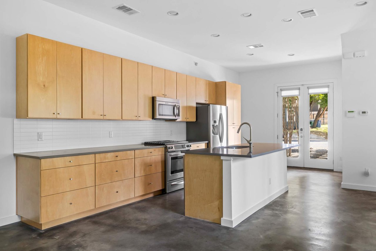 Zagorski Duplex -78704 Close to Downtown and Zilker~