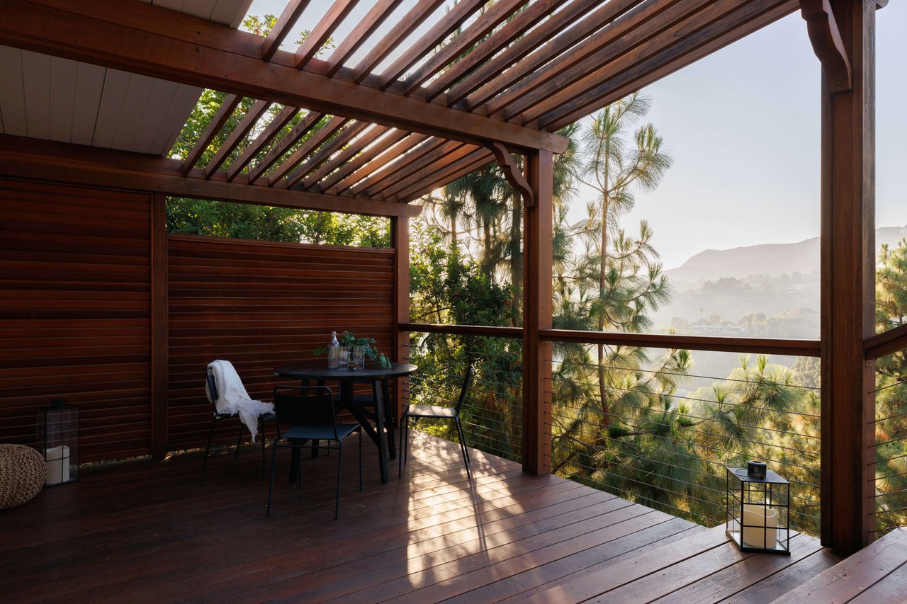 Peaceful Post and Beam in the Los Feliz Oaks