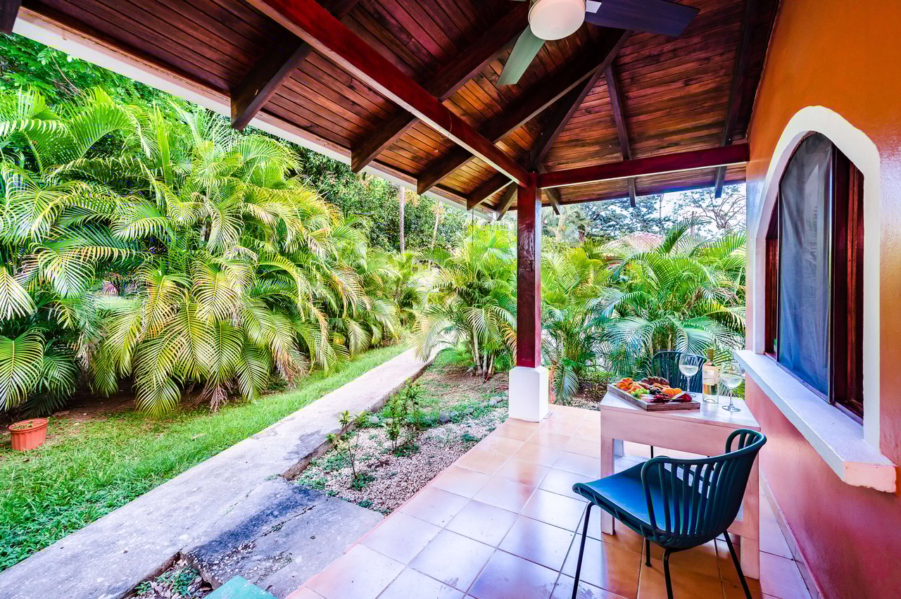 Casa Papaya Villaggio II, 431B | Renovated One-Bedroom Condo Steps from 7 Beaches