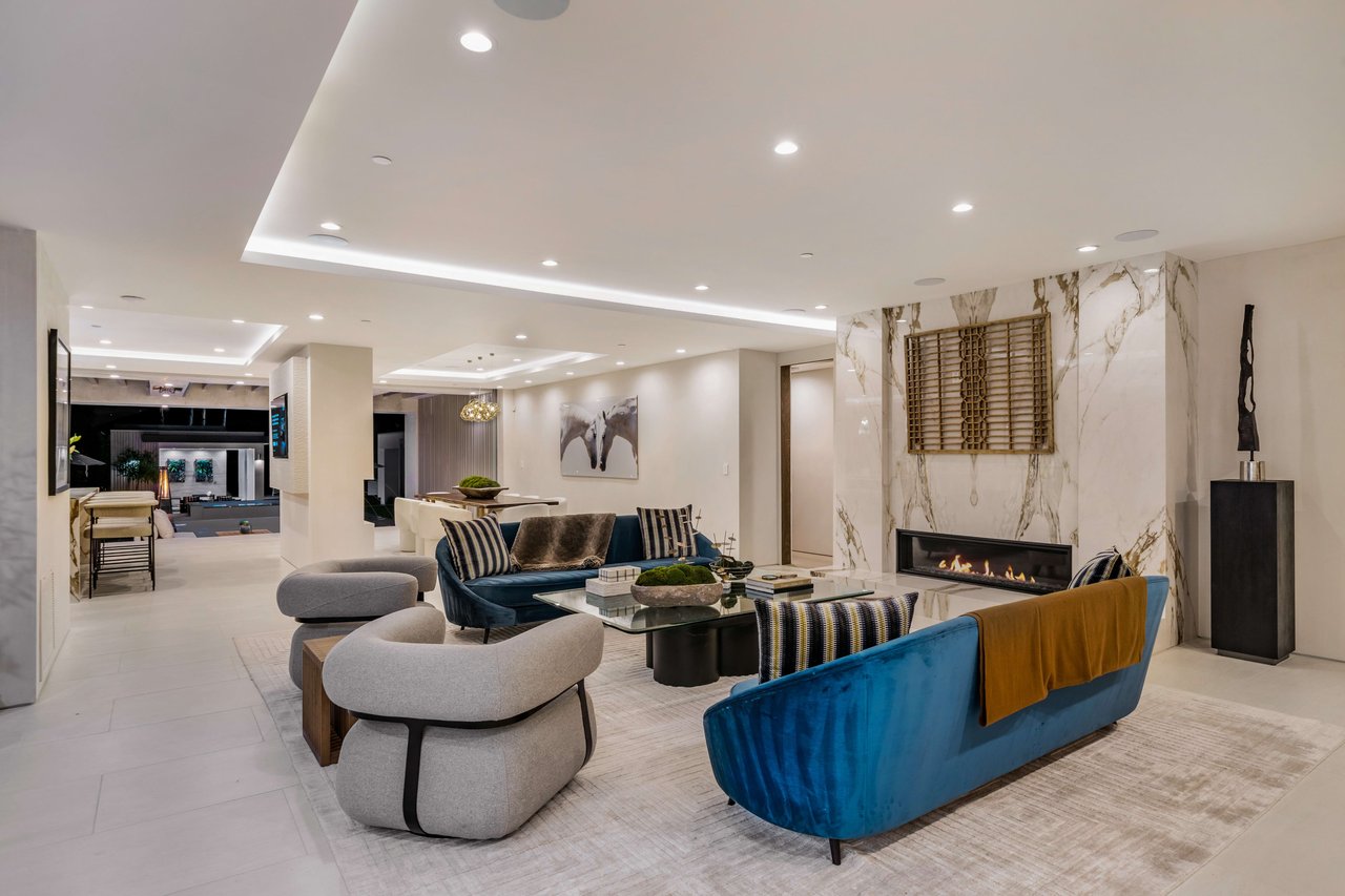 The Apex HH | 7115 Macapa Drive