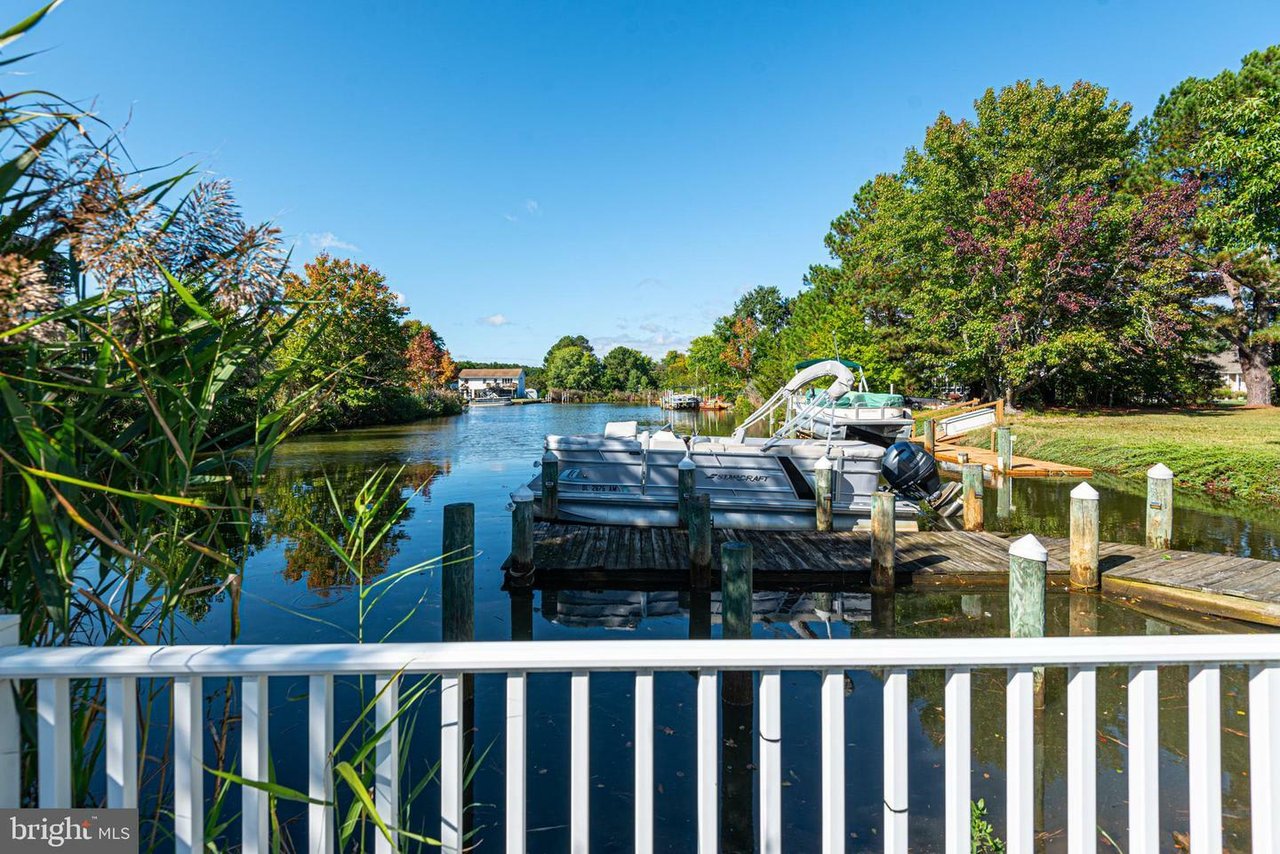 12121 Salt Point Rd