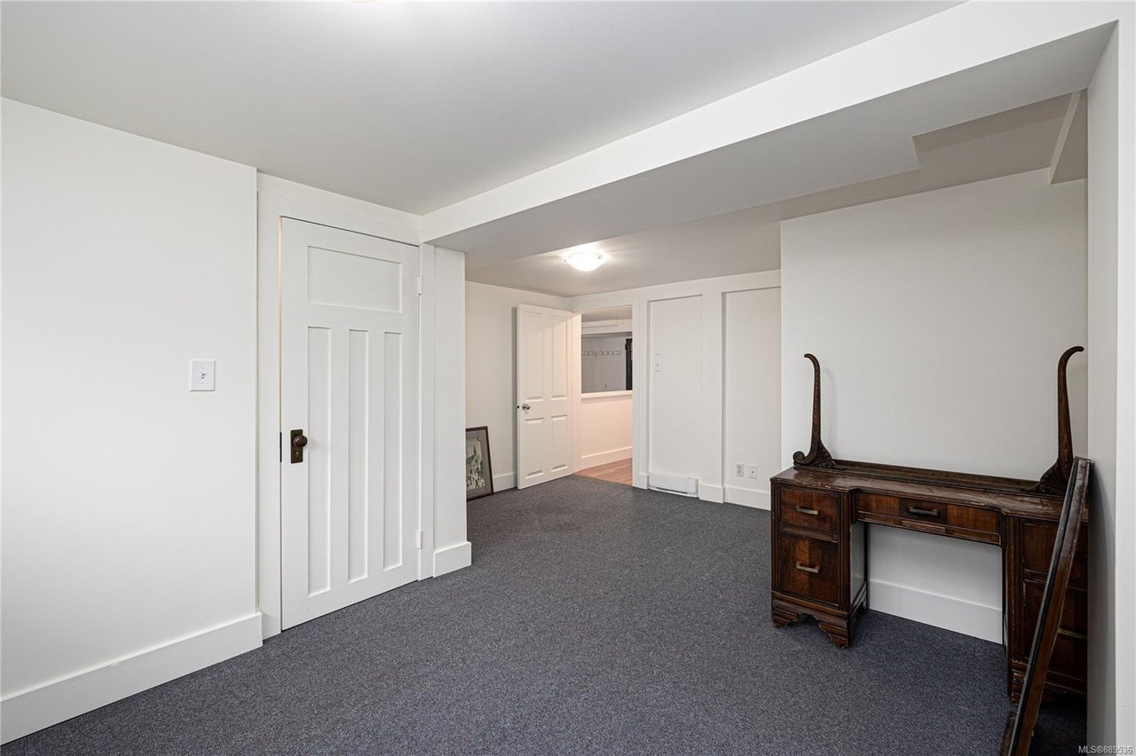 88 Obed Ave