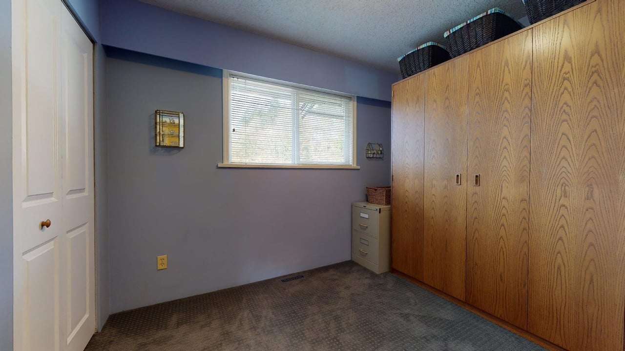 38240 Myrtlewood Cres