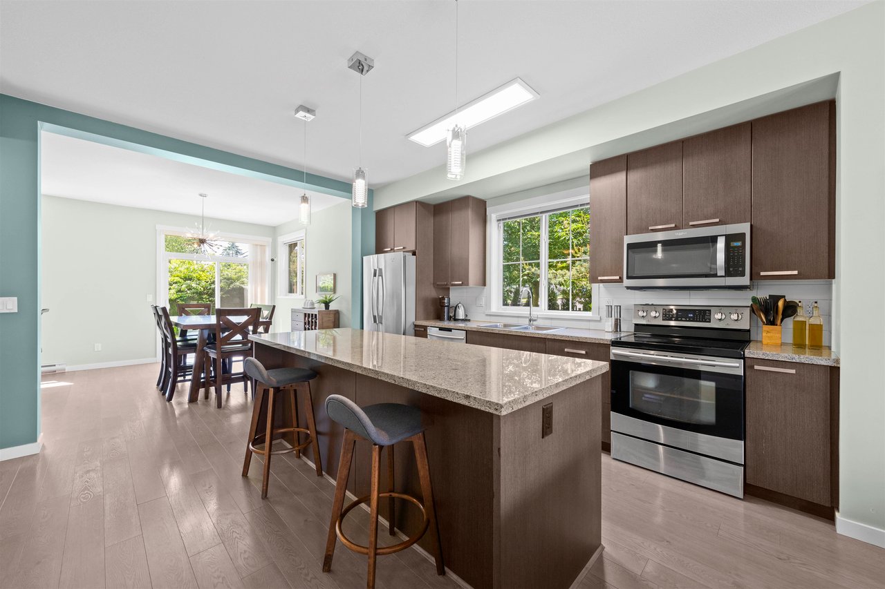 83-14838 61 Ave