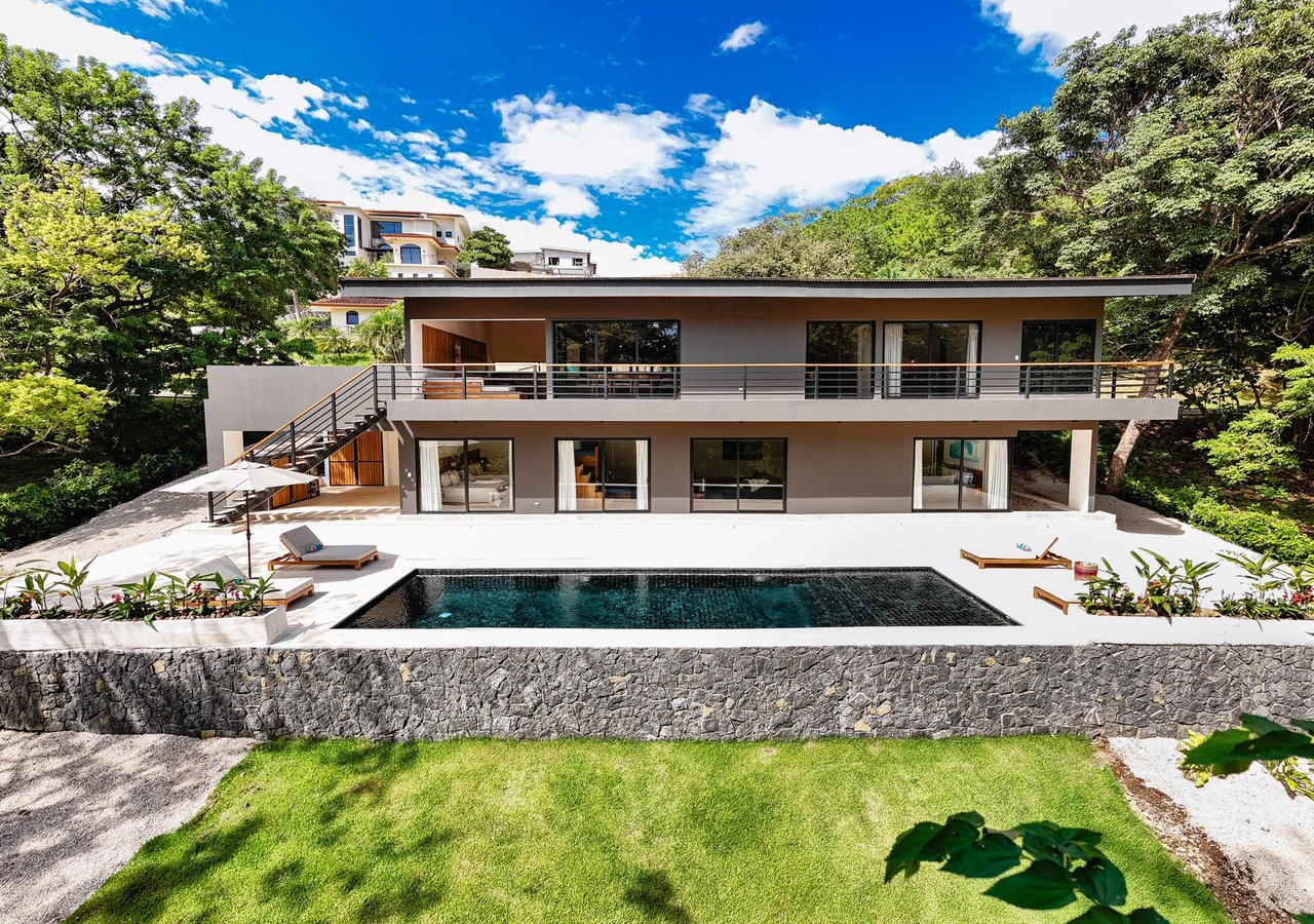 Contemporary Pool Residence, Tamarindo, Guanacaste