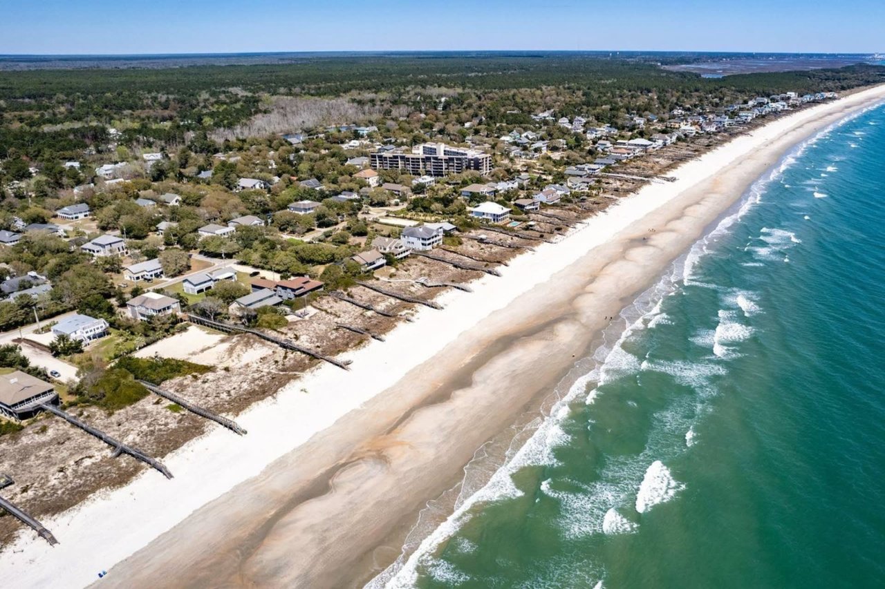 A Guide to Owning a Vacation Home in Litchfield-by-the-Sea