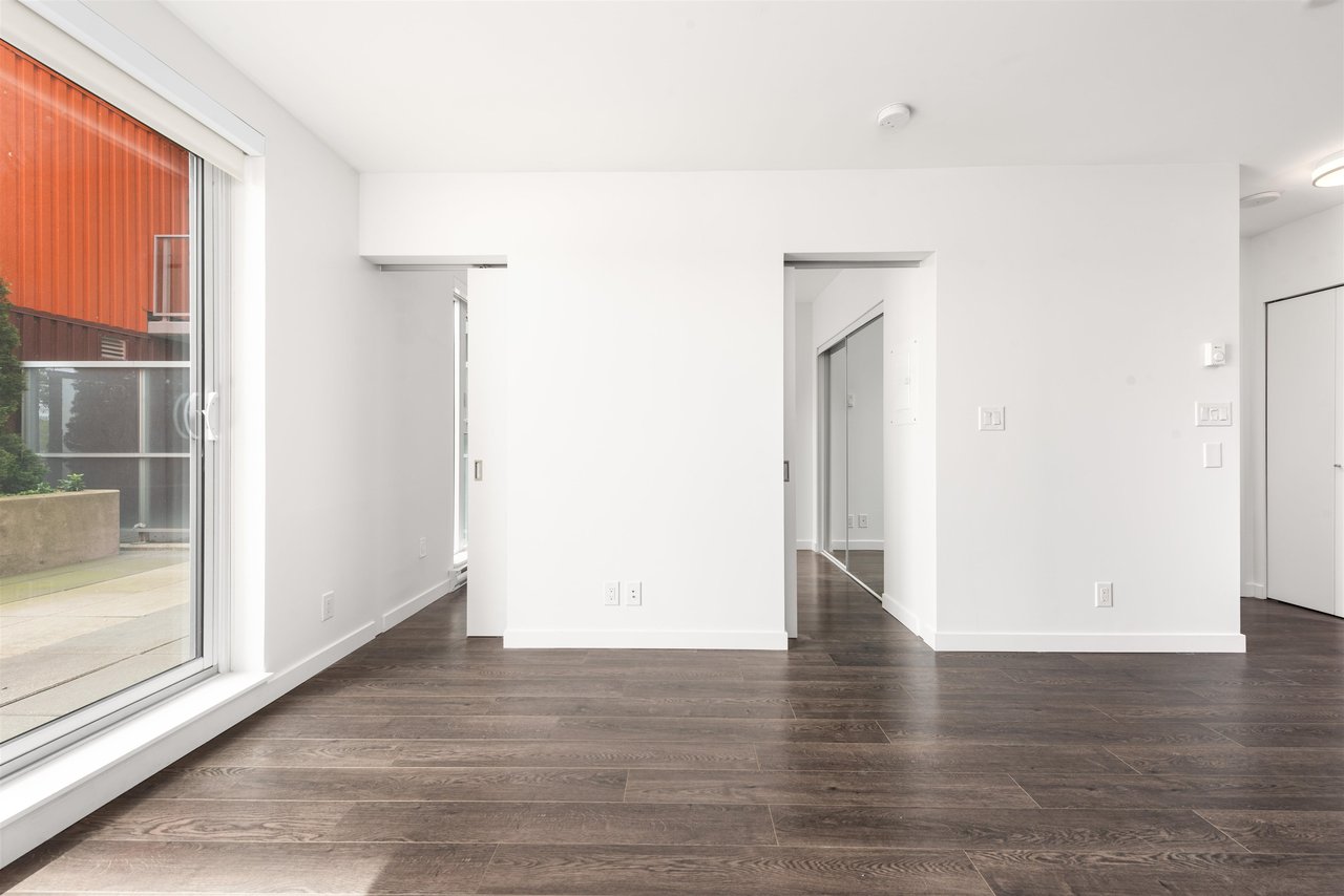 263-955 E Hastings St