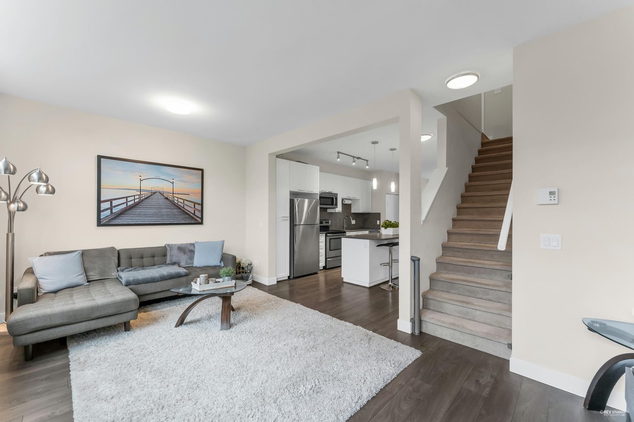 215-2228 162 St