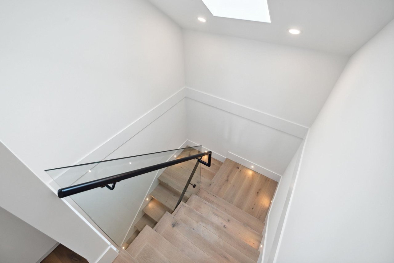 1-2846 Mcgill Street, Vancouver