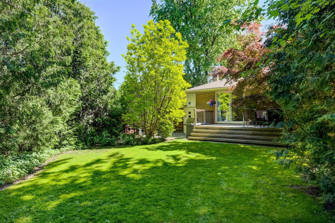 40 Nuffield Dr
