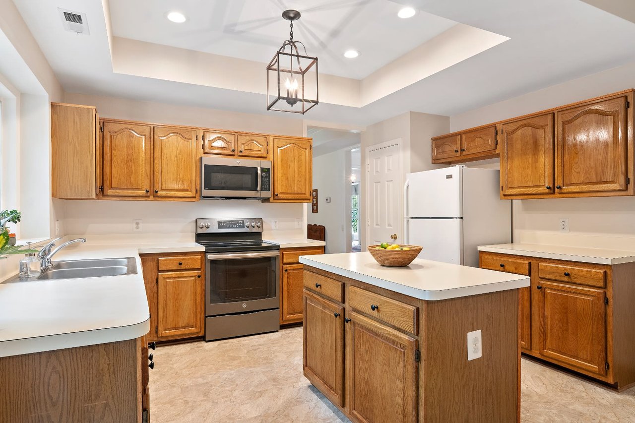 2905 Cove Ridge Road