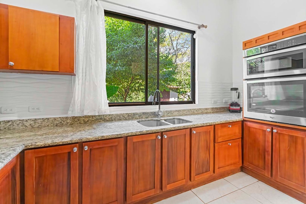 Multi Unit Apartment Complex, Tamarindo, Guanacaste