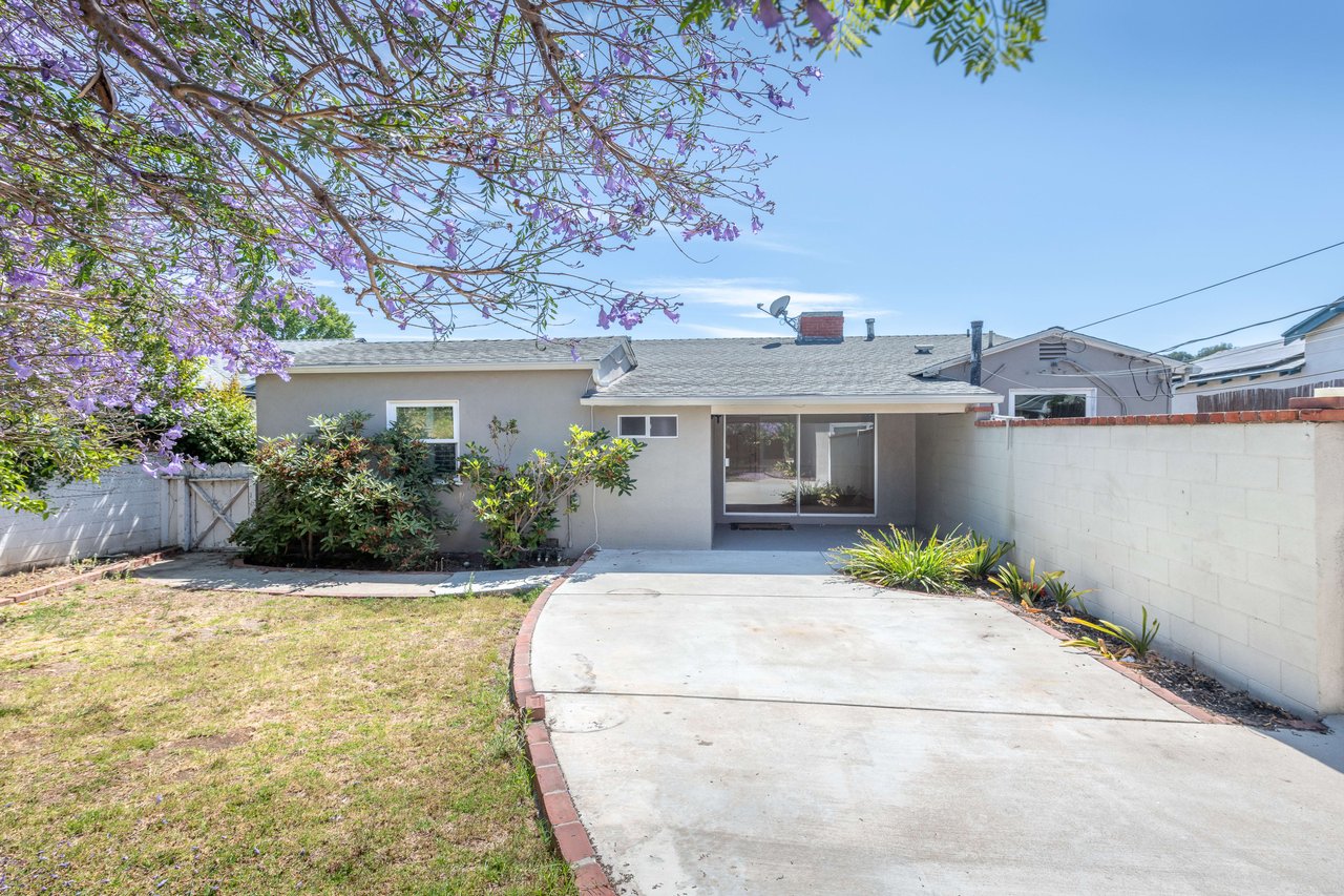 300 S Kenter Avenue