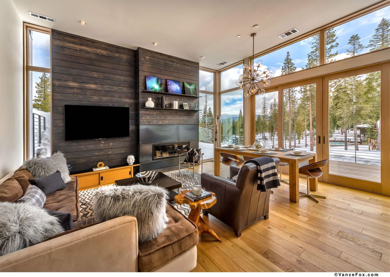 15040 Peak View Place