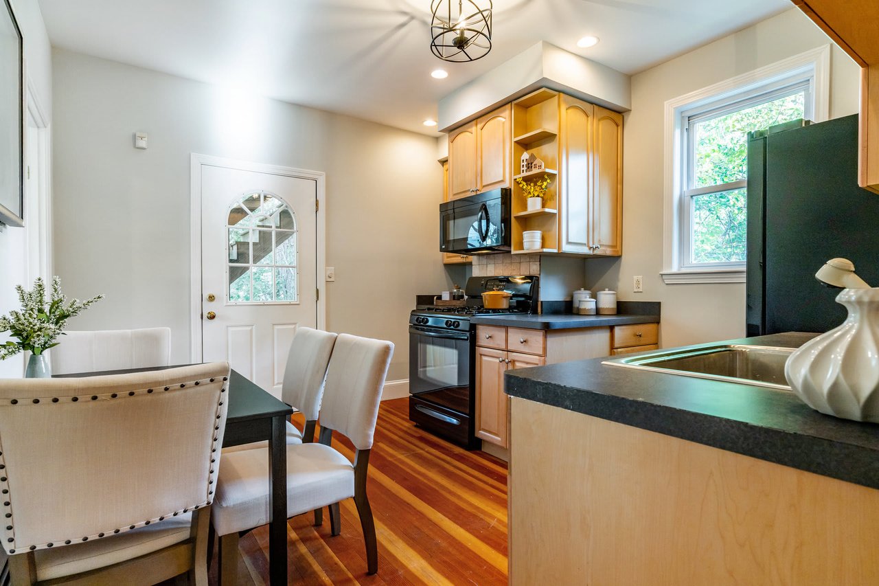 13 Oakdale Street, Unit 2