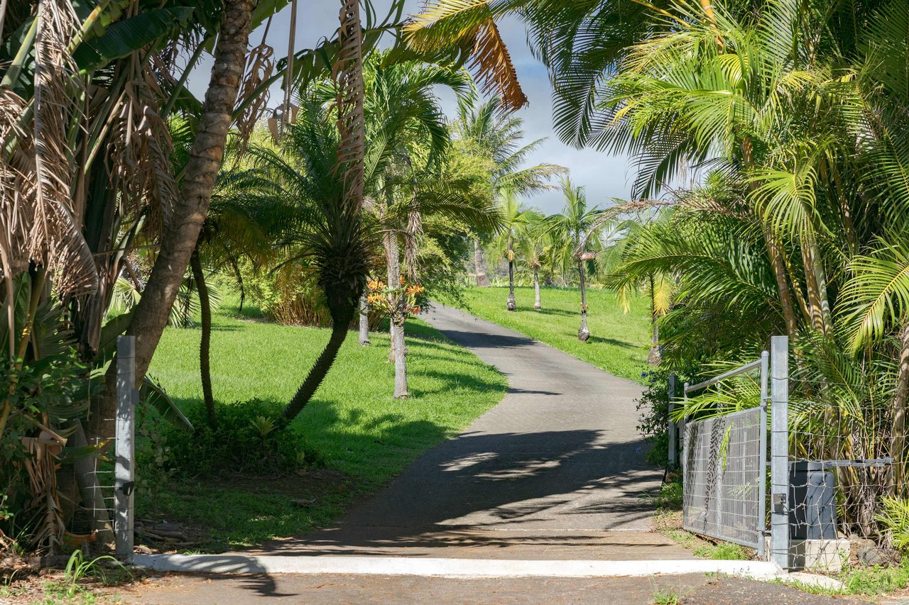 Balinese-Inspired Retreat on 5 Acres in Honokaa