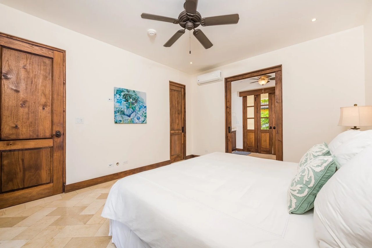 Four Balcony Turnkey Flat, Flamingo, Guanacaste
