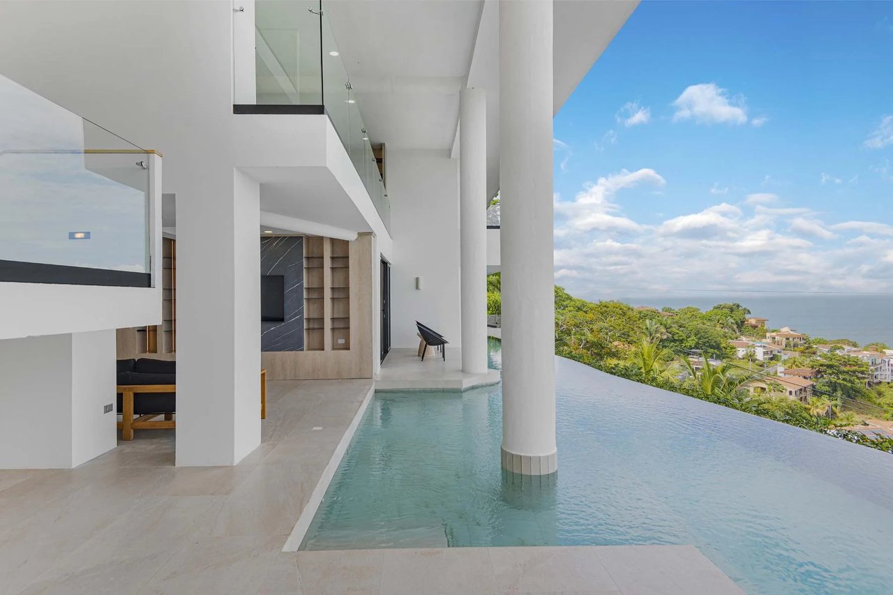 Cliffside Ocean View Estate, Jaco, Puntarenas