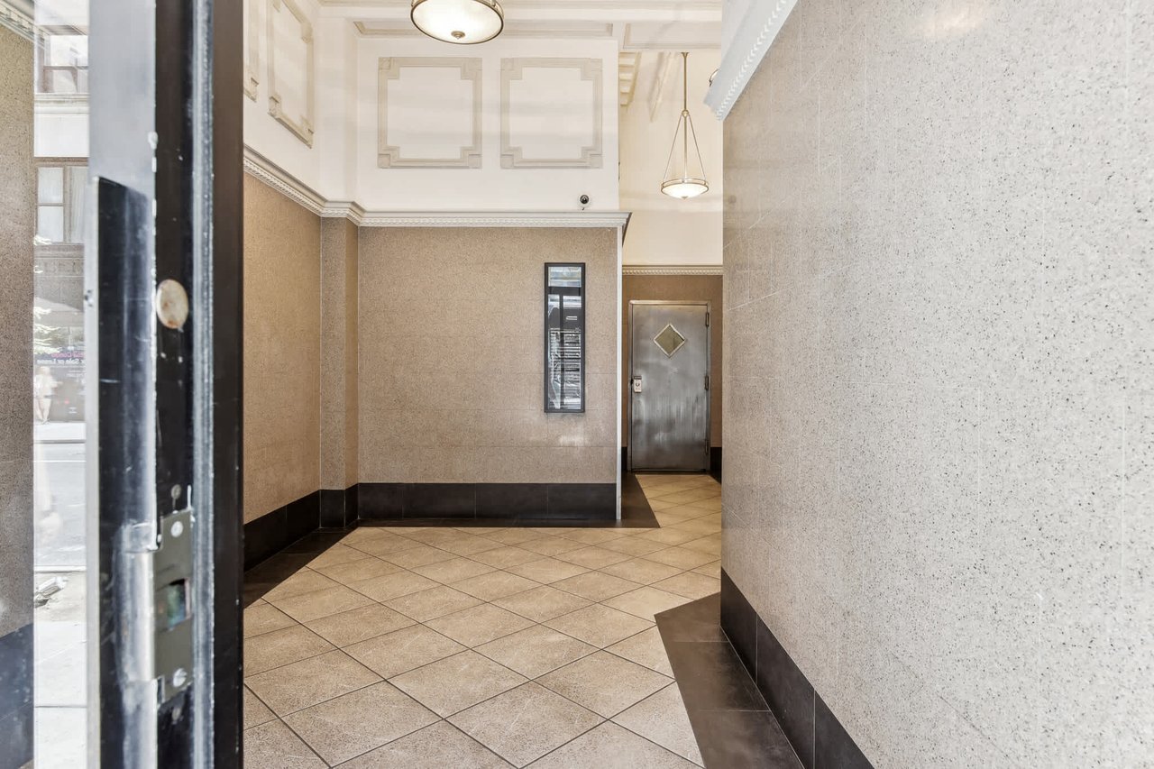 135 W 27Th St - Office Unit