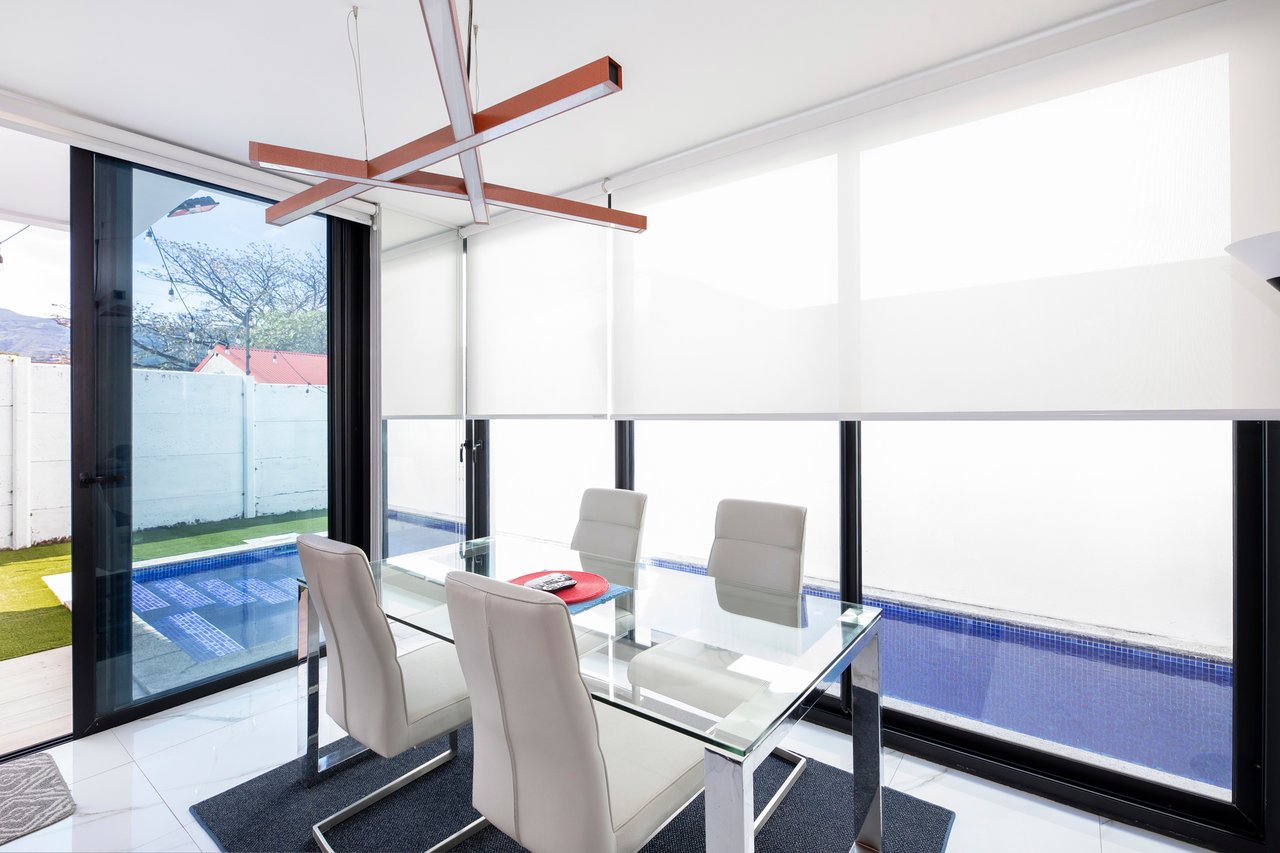 Private Pool Turnkey Condo, Santa Ana, San Jose