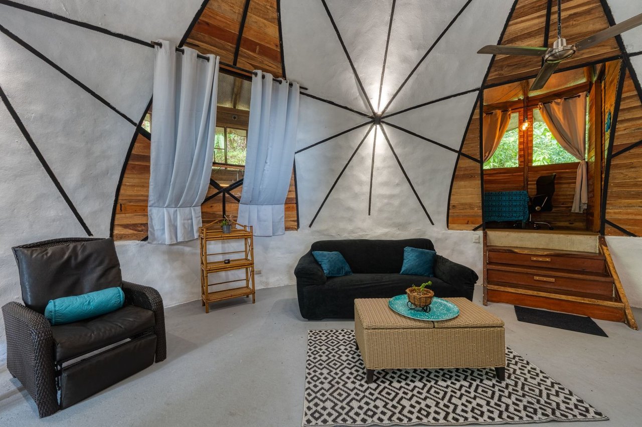Riverfront Jungle Eco Resort, Perez Zeledon, San Jose