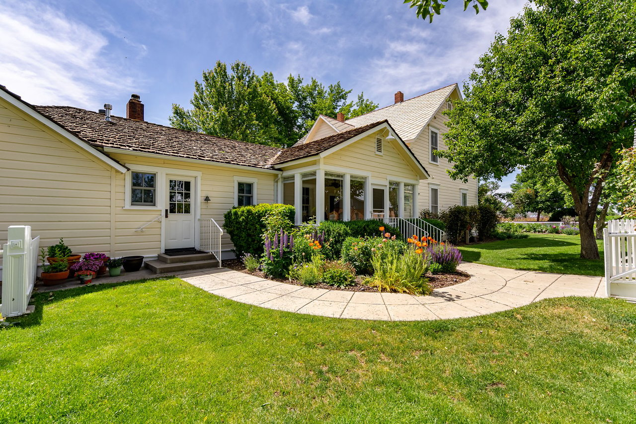 Historic Berry Farm Wedding Venue and Home